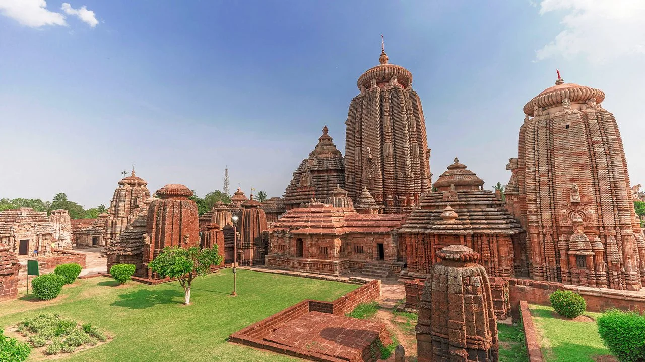 Odisha Tour Packages - Temples & Beaches